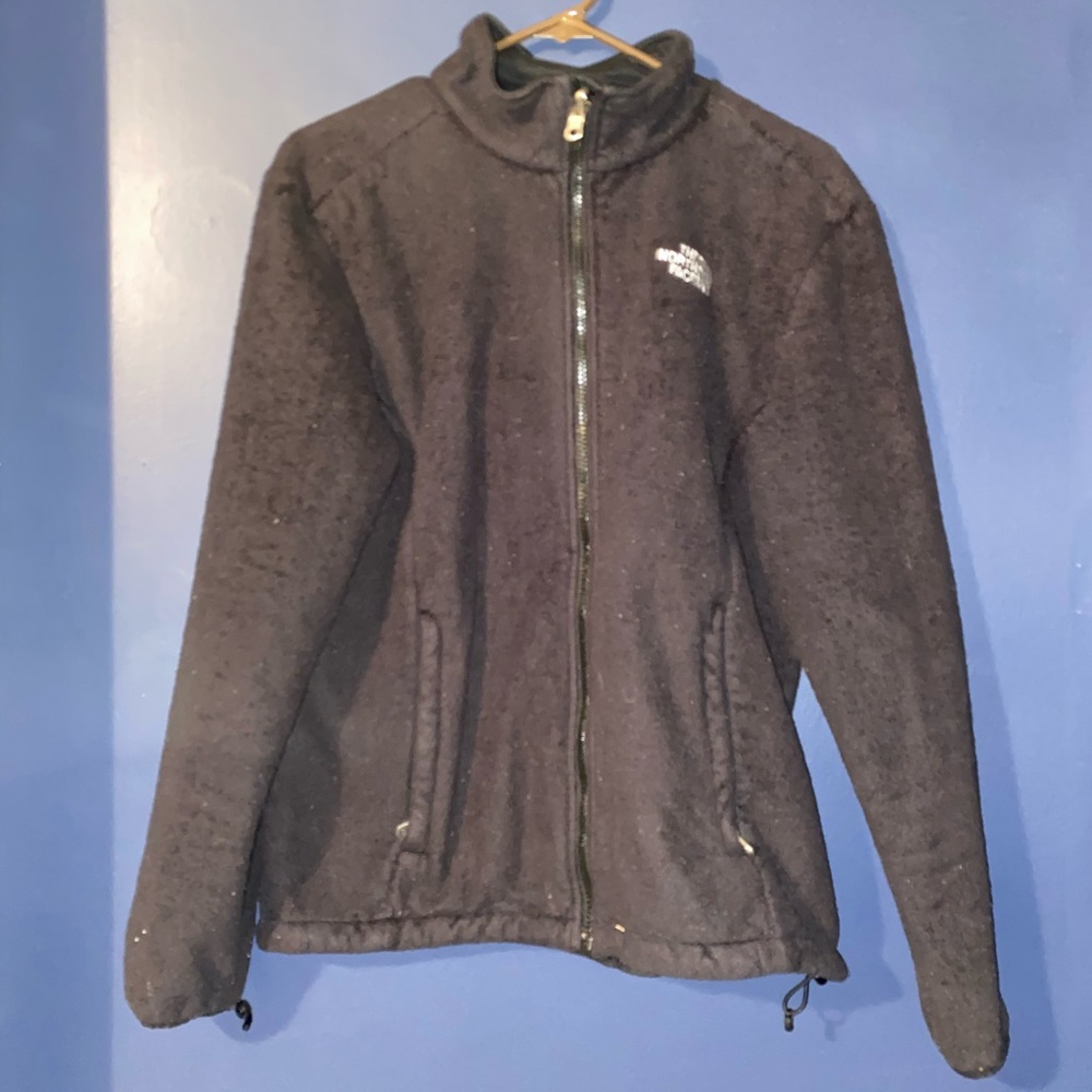 Black north face jacket